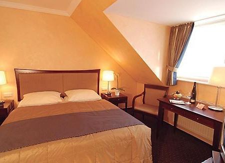 Hotel Ambiente Трір Номер фото